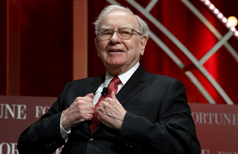 Warren Buffett says we’re not through with bank failures